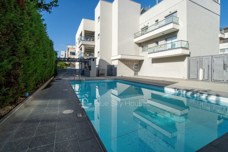 3 Bedrooms Penthouse in Potamos Germasogeias, Limassol