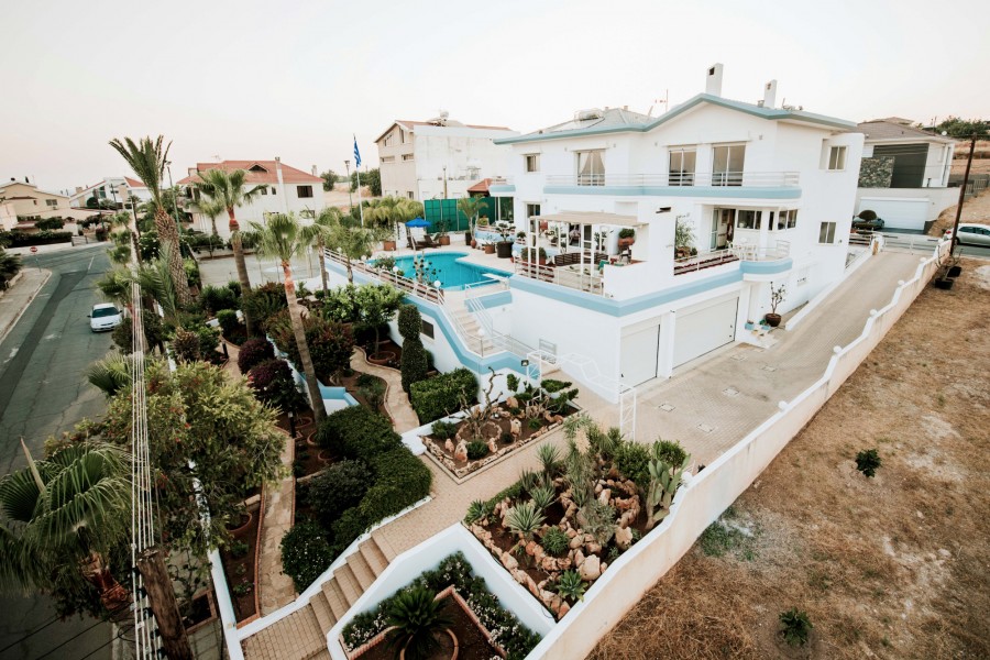 7 Bedrooms House / Villa in Panthea, Limassol