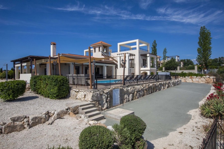 5 Bedrooms House / Villa in Kathikas, Paphos