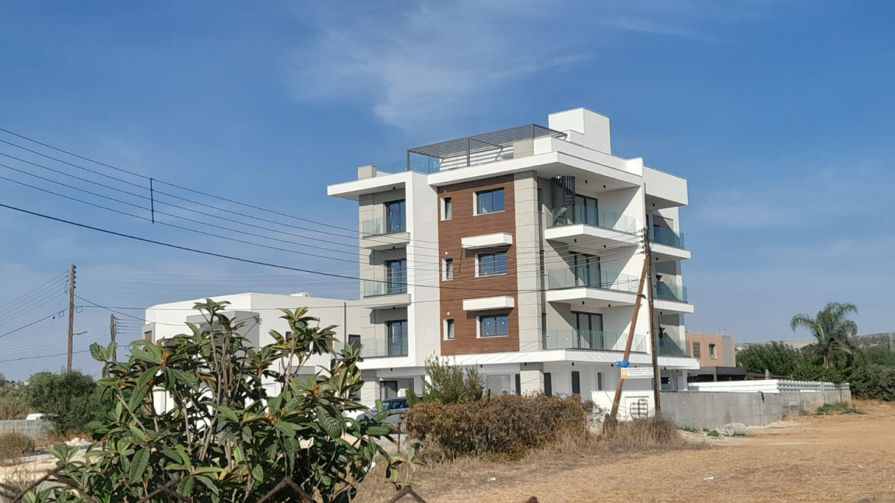 2 Bedrooms Apartment in Kato Polemidia, Limassol