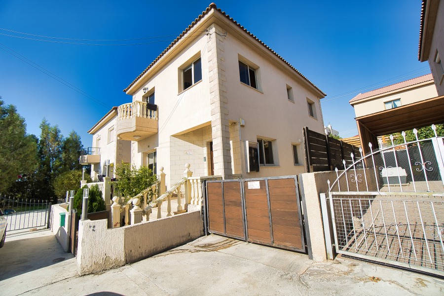 4 Bedrooms House / Villa in Ypsonas, Limassol