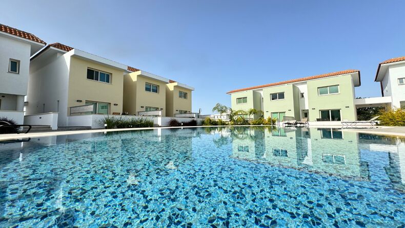 2 Bedrooms House / Villa in Erimi, Limassol