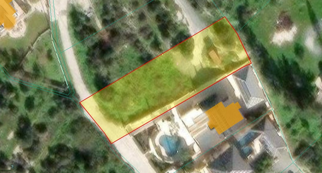 Land in Agios Tychonas, Limassol