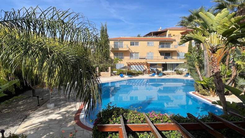 2 Bedrooms Apartment in Peyia, Paphos